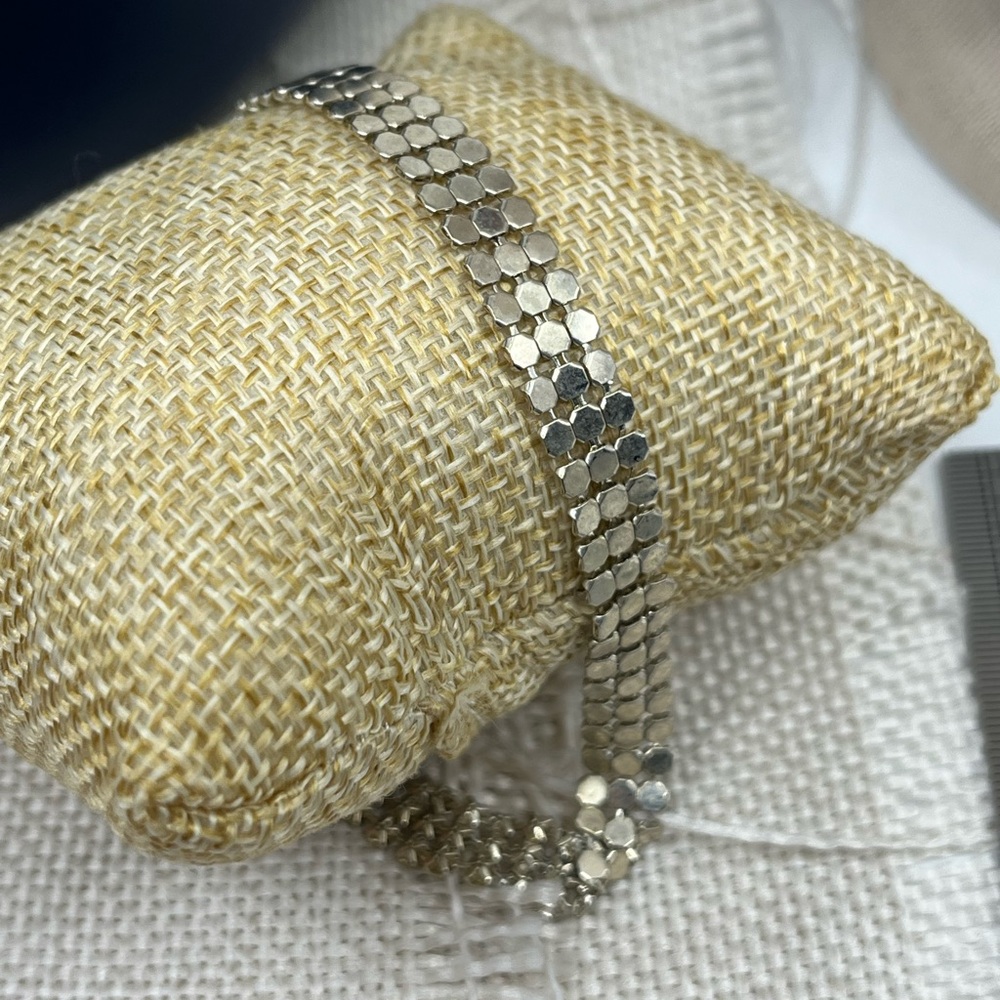 Vintage Silver-Tone Adjustable Mesh Bracelet - Picture 12 of 17